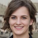 Judith (25-35)