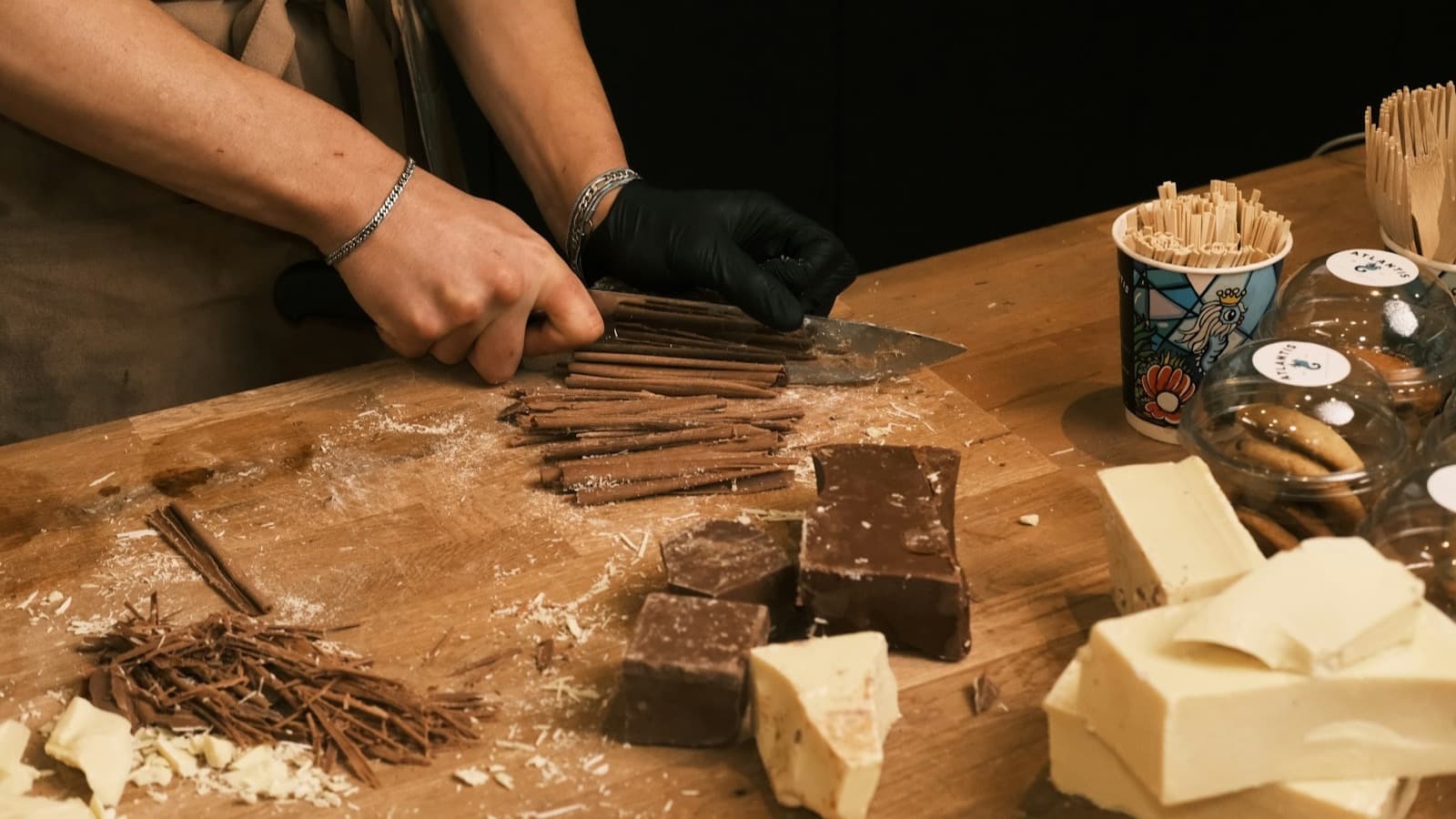 Brugge Stedentrip met Ambachtelijke Chocolade-Workshop foto 1